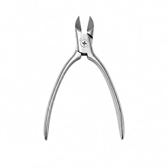 PRO 100 PROFESSIONAL Silver Cuticle Cutter | Stainless Steel Cuticle Nipper for Manicure & Pedicure | Precision Nail Cuticle Remover Tool with Non-Slip Grip | Professional Nail Care Cutter for Salon & Home Use